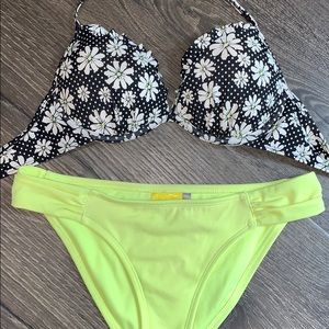 LA Hearts Bikini Set — Black/Yellow